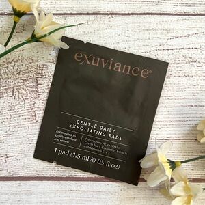 Exuviance Gentle Daily Exfoliating Pad
